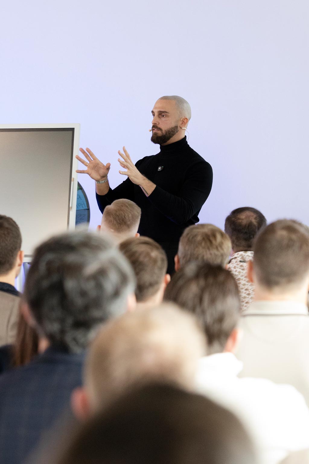 Zeus im Workshop mit Führungskräften